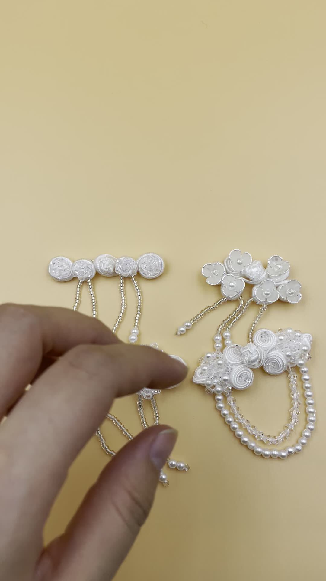 热销中国风手工钉珠水晶盘扣吊唐装串珠纽扣旗袍扣琵琶扣diy配饰