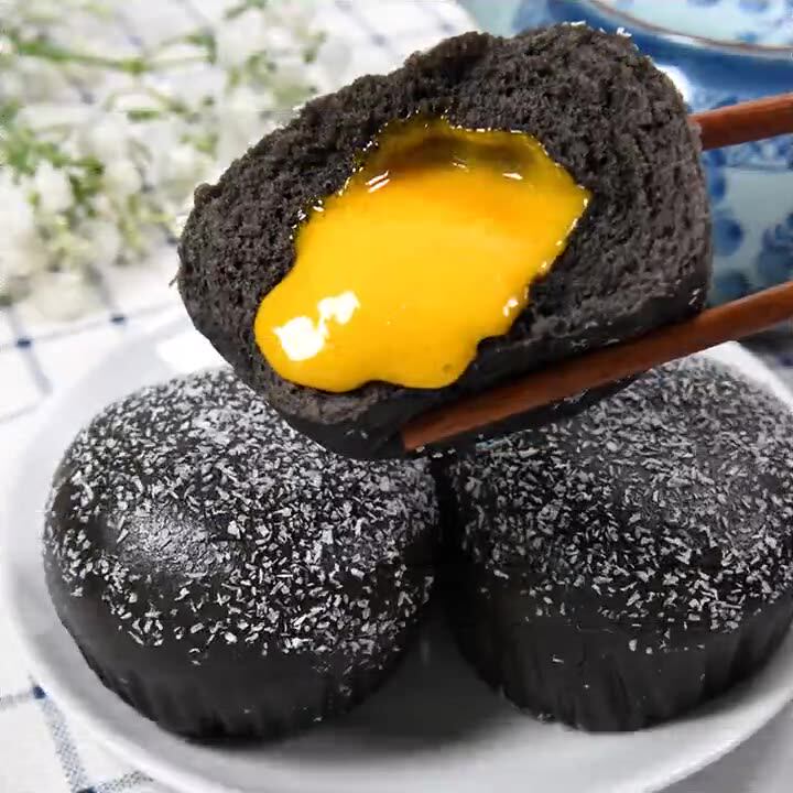 高美 乌金流沙包 速冻半成品面点 广式早茶点心椰蓉黑金蛋黄包子