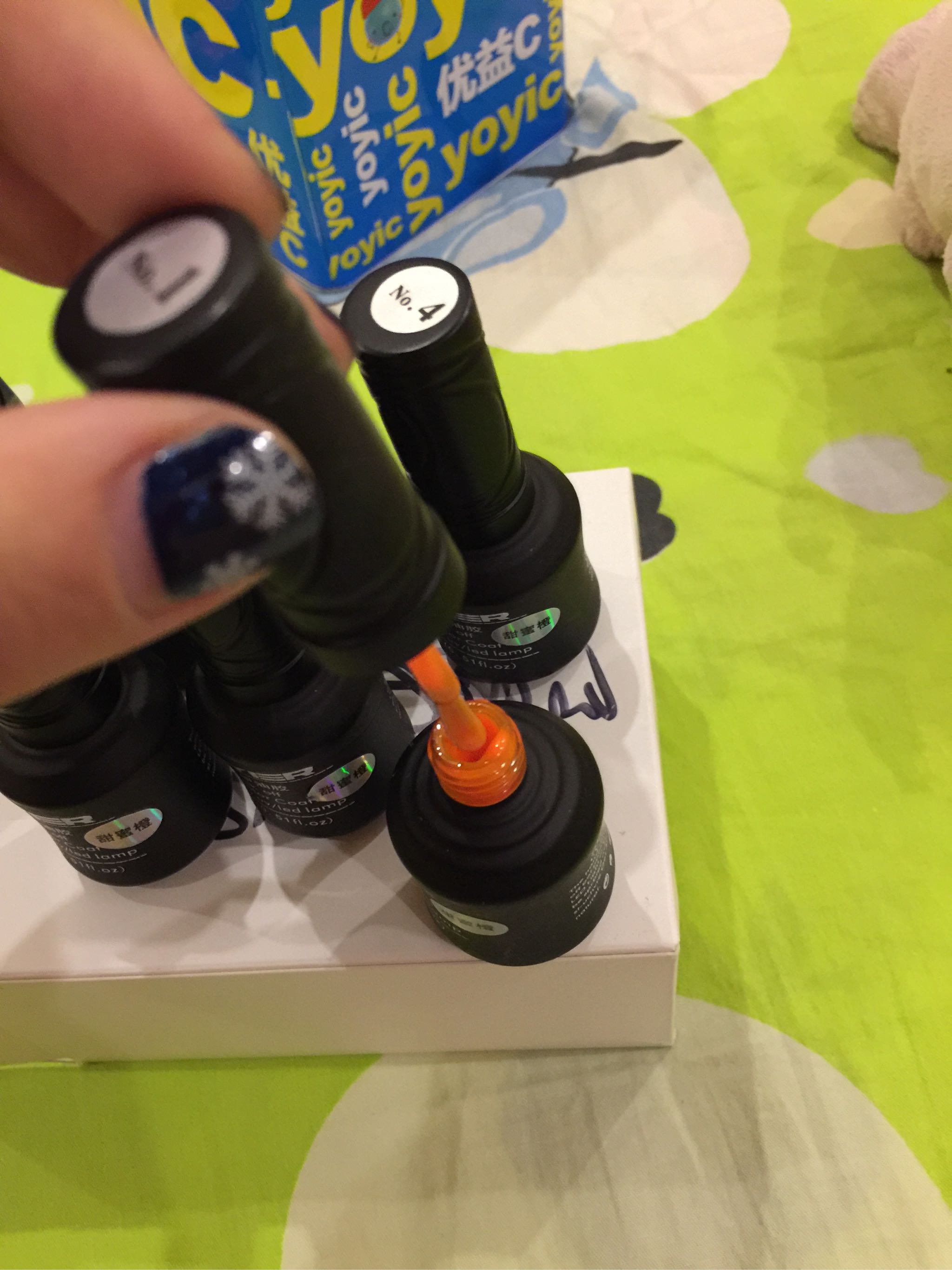 甲油胶6支装赠精美相框怎么样有用吗,母女俩使用一个月效果对比,第7张 甲油胶6支装赠精美相框怎么样有用吗,母女俩使用一个月效果对比,第7张