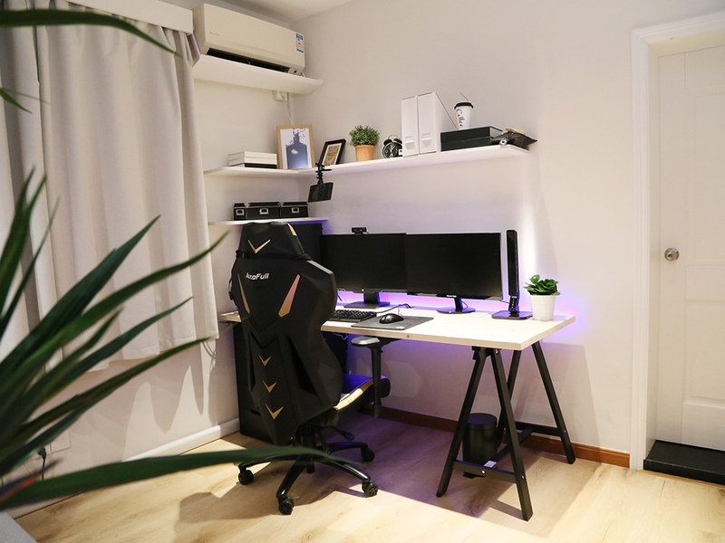 letme】盐系男生电竞房 - 五金少女设计效果图 - 每平每屋·设计家