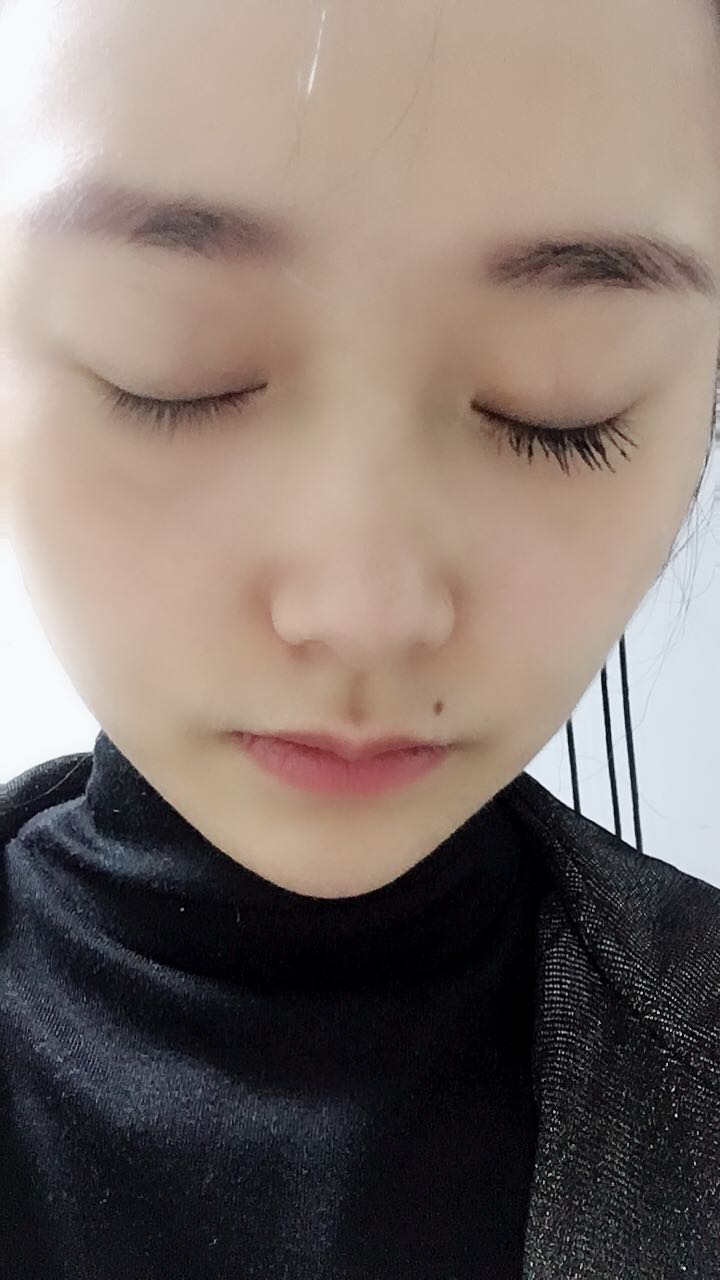 芙珂姿细刷头睫毛膏效果怎么样,真的好用吗?使用两周真实效果,第9张 芙珂姿细刷头睫毛膏效果怎么样,真的好用吗?使用两周真实效果,第9张
