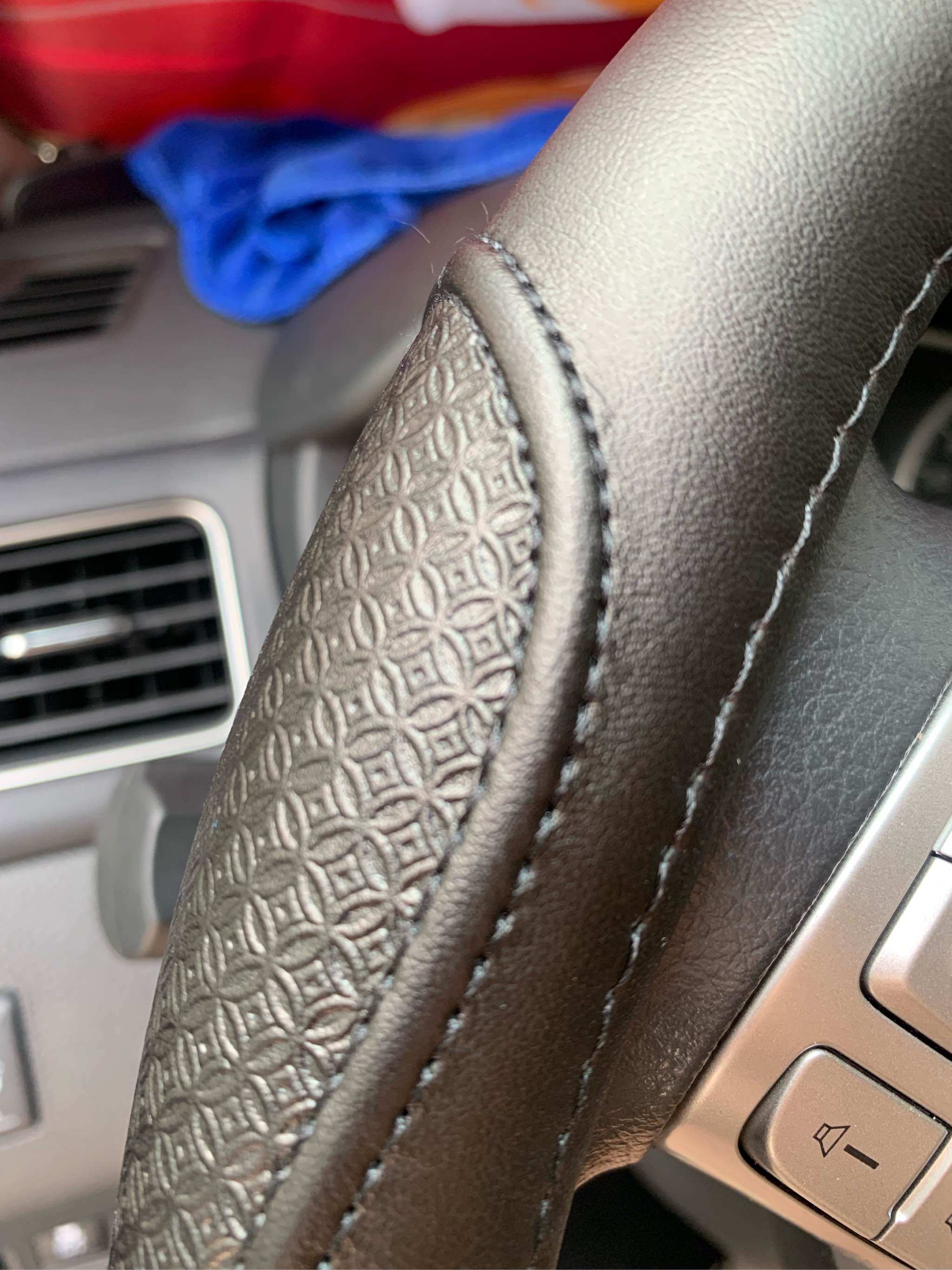 真皮方向盘套 防滑排汗 真牛皮怎么样好用吗？适合什么年龄_搜券