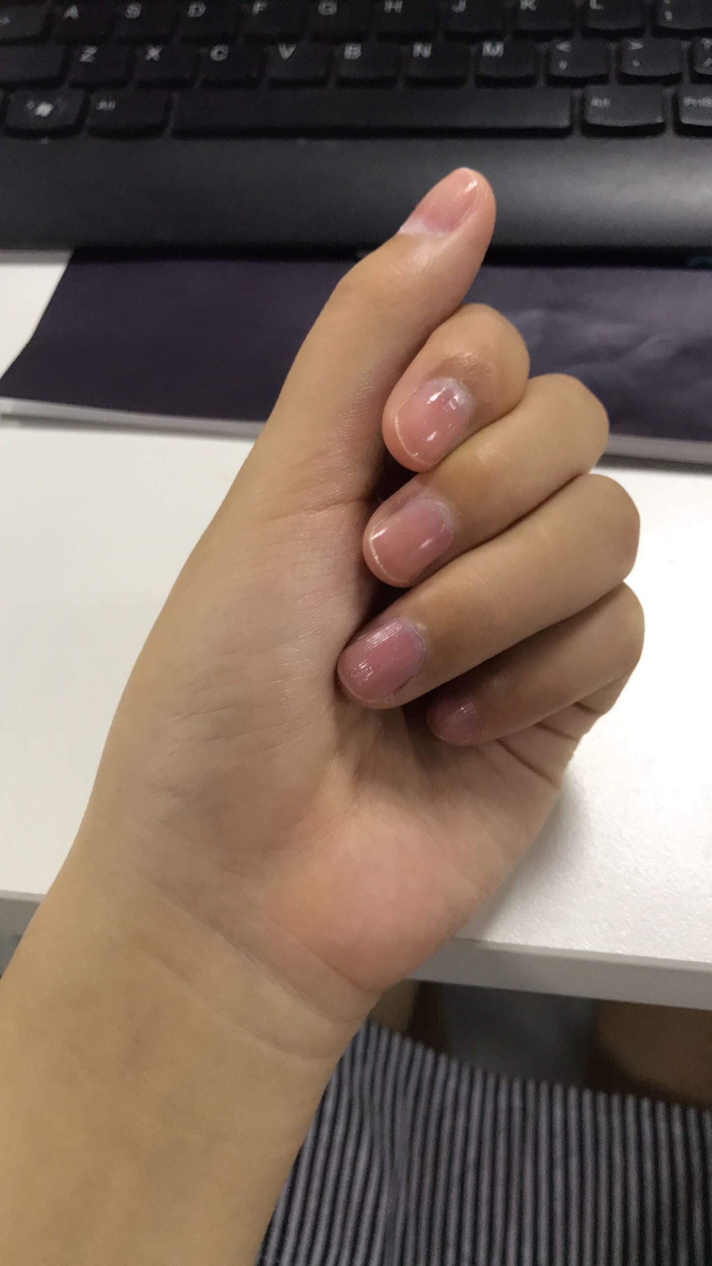 健康可剥细闪指甲油七彩银闪系列好用不可以每天用吗怎么样,使用体验,第6张 健康可剥细闪指甲油七彩银闪系列好用不可以每天用吗怎么样,使用体验,第6张