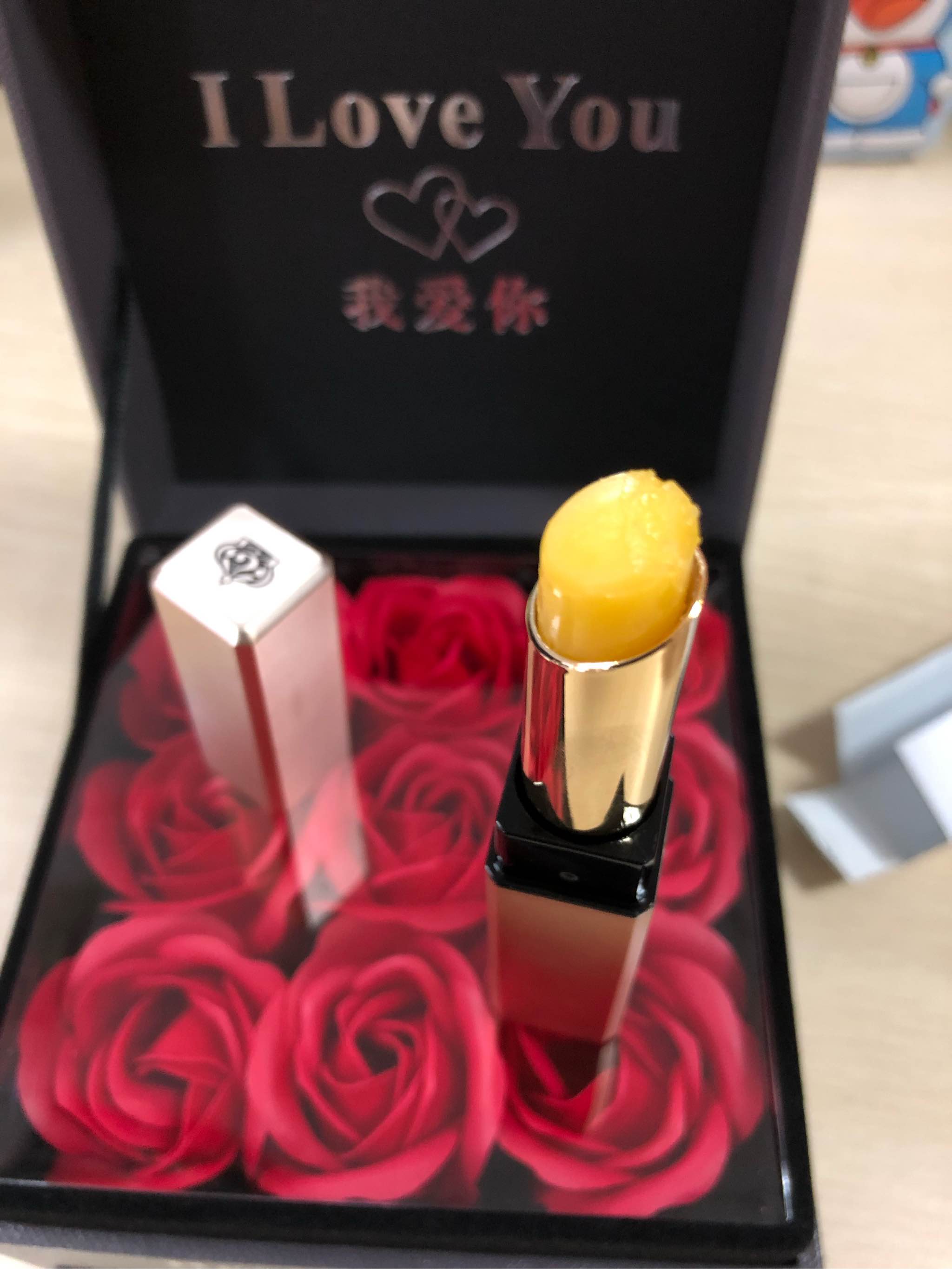 贵族符号胡萝卜素变色口红——自然的红润效果根据使用者而调整_in榜 贵族符号胡萝卜素变色口红——自然的红润效果根据使用者而调整