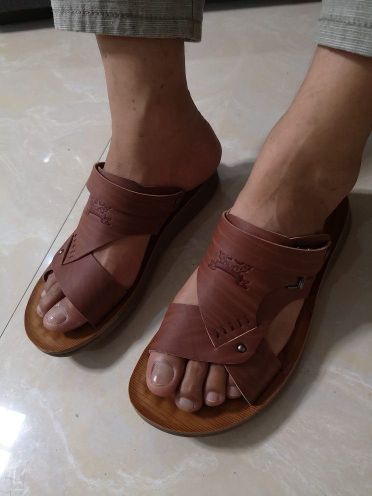 皇冠鲨舒适防滑耐磨为什么贵哪个型号好真的值吗,用过的都说很值,第10张 皇冠鲨舒适防滑耐磨为什么贵哪个型号好真的值吗,用过的都说很值,第10张