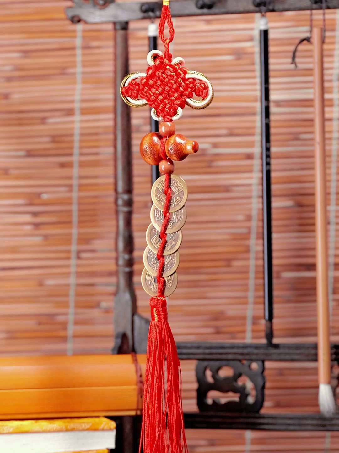 李首要生家门对门挂五帝钱后改变惊人