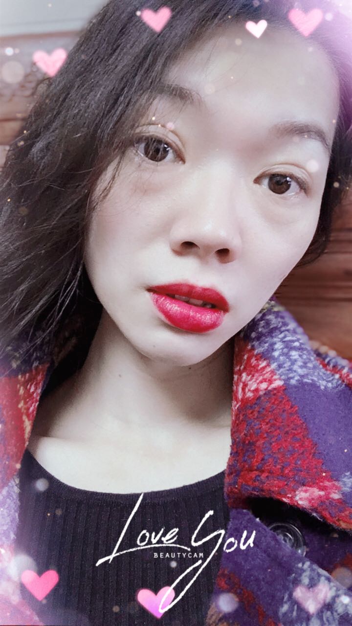 可以涂出三种颜色 SCZUE口红诱红伴侣_in榜 可以涂出三种颜色 SCZUE口红诱红伴侣