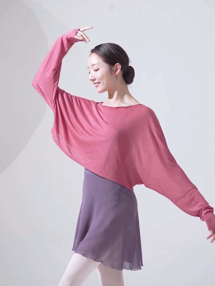 舞蹈服这样选、夏天练功也可以清爽又自正在