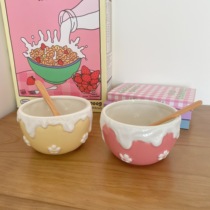 Cute homemade relief flower cream ceramic bowl fresh hand-painted cute rice bowl breakfast bowl salad bowl large capacity