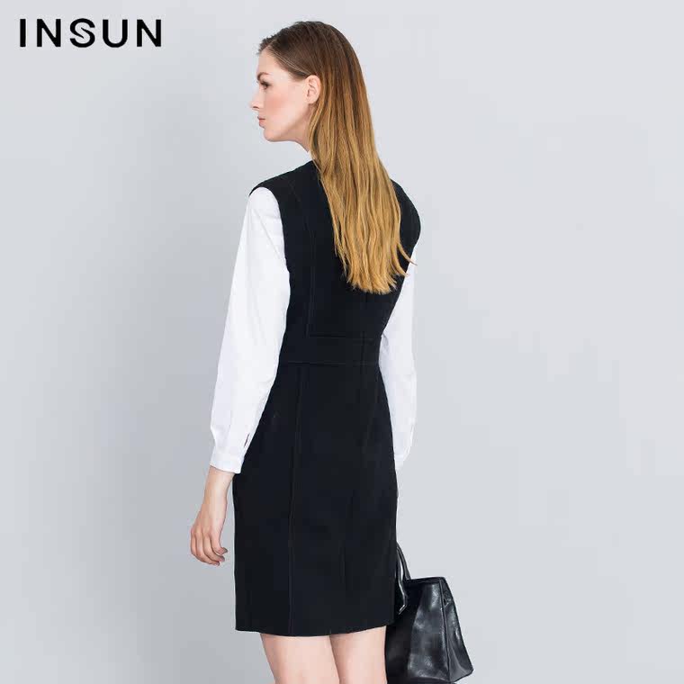 INSUN/恩裳【8.11新品】2015秋 羊毛时尚修身S型连衣裙女95205210