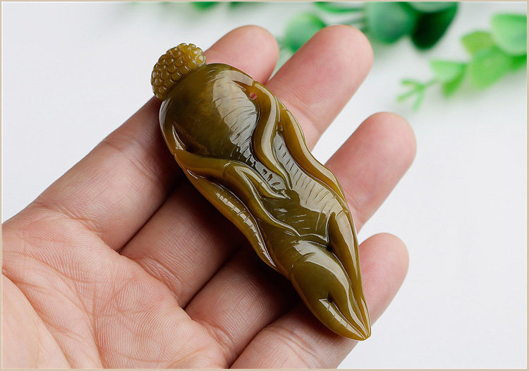 正品a货三彩翡翠人参吊坠精雕如意人参玉坠缅甸玉石人生如意挂件