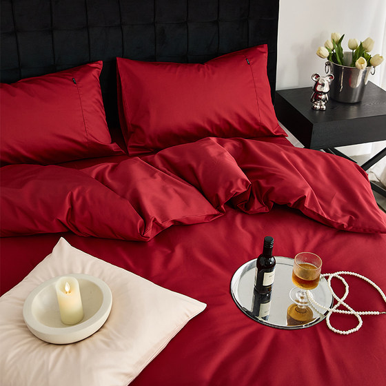 Simple festive red cotton velvet cotton 100s tribute satin wedding kit pure cotton wedding bedding
Simple festive red cotton velvet cotton 100s tribute satin wedding kit pure cotton wedding bedding