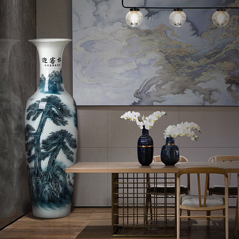 Guest - the greeting pine of large blue and white porcelain vase large Chinese jingdezhen ceramics high sitting room hotel furnishing articles