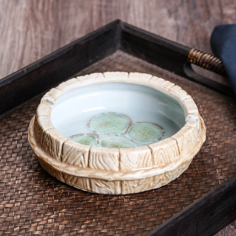 Jingdezhen creative move large ceramic ashtray fashion wind home office Chinese style restoring ancient ways is the ashtray