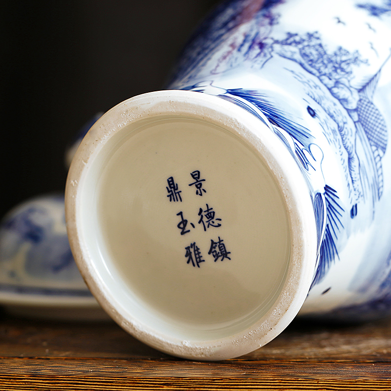 Antique blue and white porcelain of jingdezhen ceramics landscape general tank storage tank of the sitting room adornment of new Chinese style furnishing articles