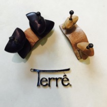 Terre fruit Finger ring Fruit rattle rhythm artifact Two kinds of fruit imported natural