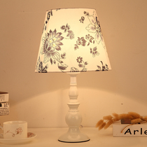 Simple desk lamp bedroom bedside lamp creative romantic warm Nordic American girl child eye feeding lamp