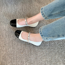 2022 New Flat Bottom Shoes Woman Retro Day Ensemble College Wind Mary Precious Shoes Round Head Coarse Heel single shoe MIU* big code 41