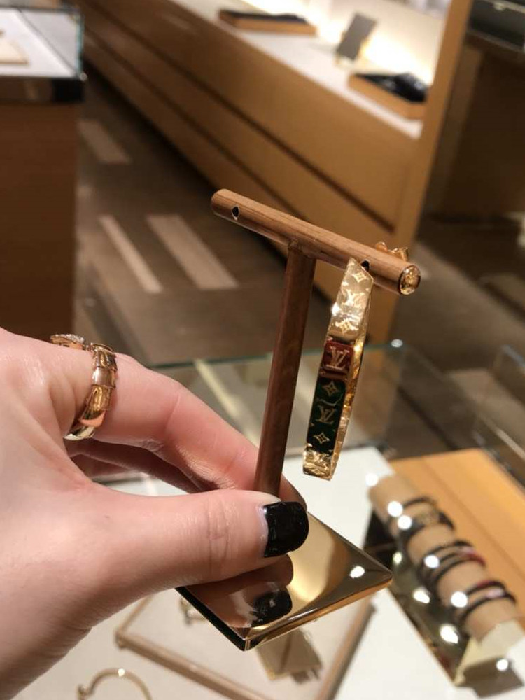 lv窄版无钻18黄金玫瑰金手镯