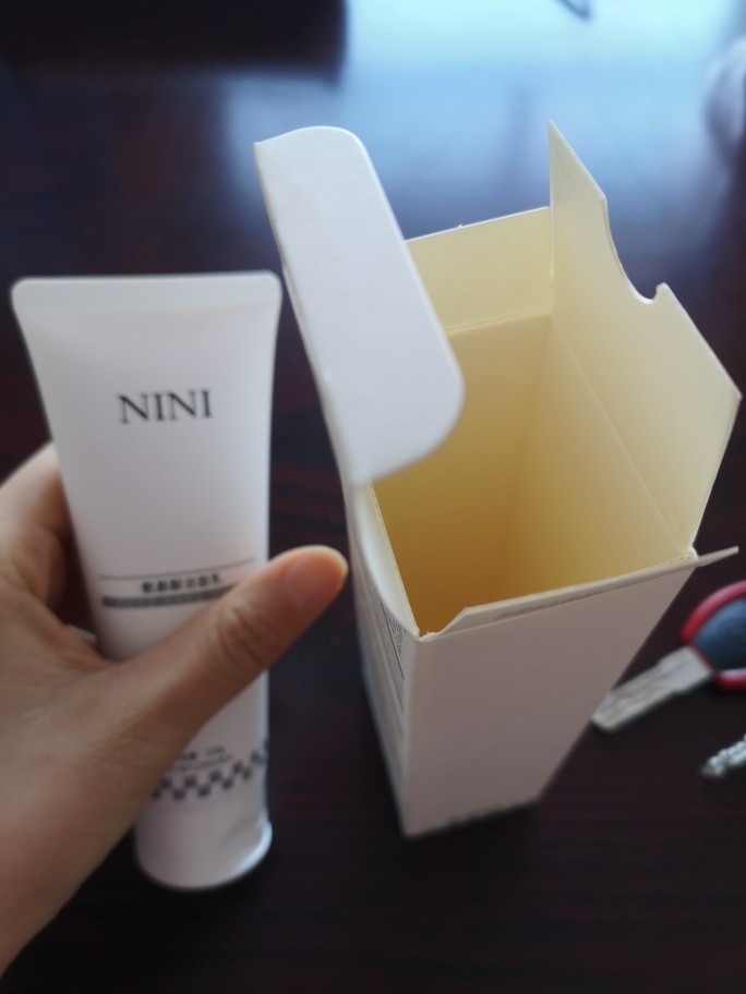 nini氨基酸洁面乳效果怎么样，真的好用吗？使用两周真实效果_搜券