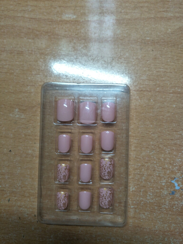 方便不伤指甲的美甲怎么样?好用吗?亲自使用分享,第4张 方便不伤指甲的美甲怎么样?好用吗?亲自使用分享,第4张