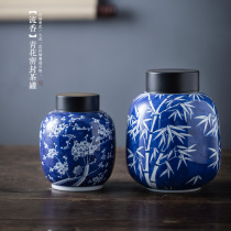 (Xiangxiang) Jingdezhen hand-painted blue and white sealed cans ice plum tea cans half a catty one catty of tea cans