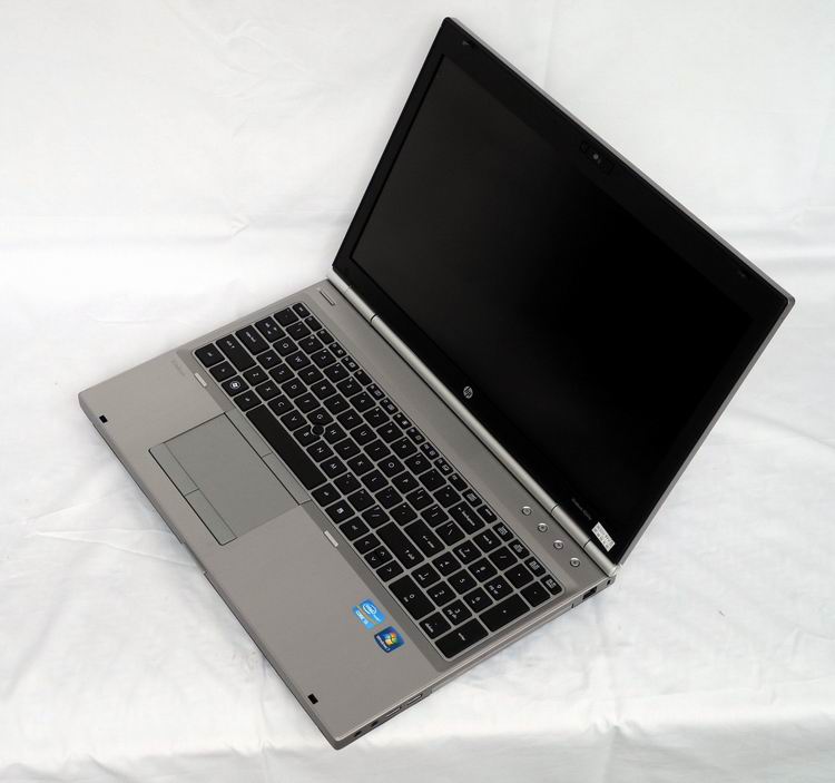 广州双全数码高大威猛的惠普hp8560p15寸宽屏笔记本￥1588