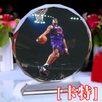 Vinskart surrounding people occasionally paparazzi posters and souvenirs to send birthday gifts for boys and girls basketball fans