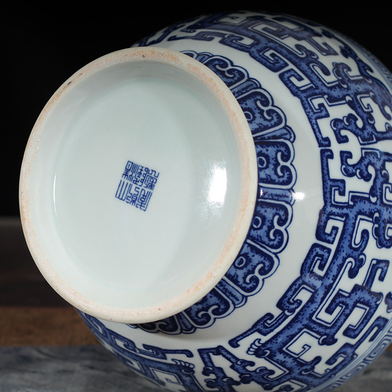 Jingdezhen imitation the qing dynasty imperial dragon Cao Long grain blue and white garlic garlic vase display vases, 35 cm high