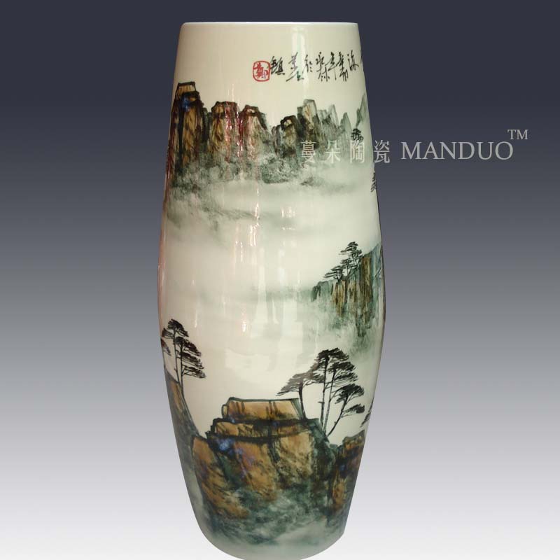 Jingdezhen hand - made of hand - made decorative furnishings vase anhui huangshan huangshan smoke artistic conception mesa decorative vase