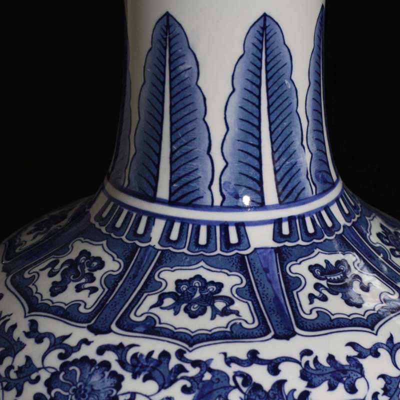 Jingdezhen porcelain put lotus flower around 50 cm high furnishings decorative vase bottles of sitting room furnishings vase
