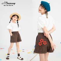 Parent-child mother-daughter clothing three-dimensional flower collage curly edge foreign style shorts summer new loose wide-leg casual 5-point pants
