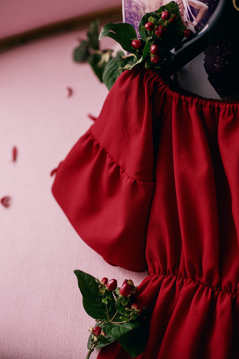 小心机露肩一字领红裙子大红色 连衣裙女夏2017新款短 - 微购时尚女性