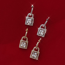 Wearring New exquisite small lock full diamond zircon earrings female Net red retro simple cold wind earrings