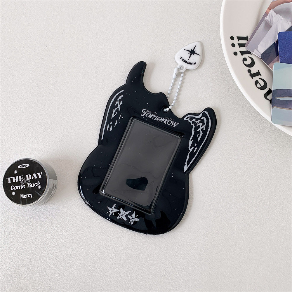 txt吉他pvc证件卡套三寸爱豆小卡收纳保护套拍立得展示挂件卡包女