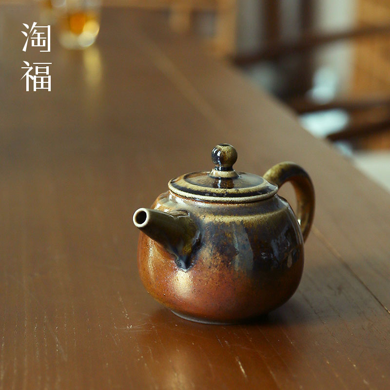 Taiwan ceramic Wu Tai m letters pure manual to burn pot of kung fu tea set ceramic teapot single pot teapot collection