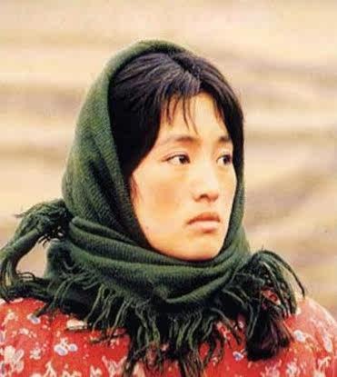农村中老年毛线包头遮耳防寒风妇女保暖四方围巾女小品表演大头巾