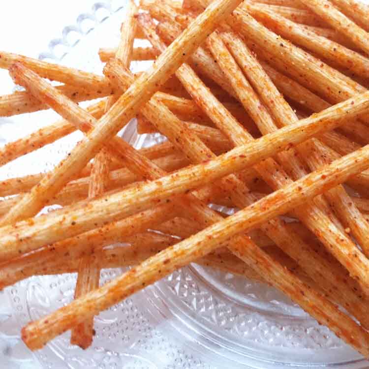 9.8元包邮第四代打狗棒辣条80后怀旧零食川渝麻辣素食小吃