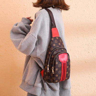 湖都时尚胸包女胸前包斜挎包