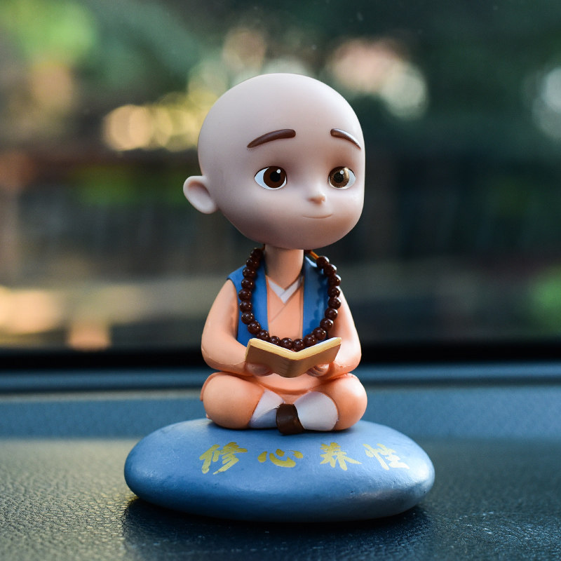 网红一禅小和尚汽车内饰品摆件创意个性车上装饰用品大全车载摇头