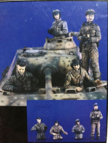 1:16 resin people 4 people 16108 no tank