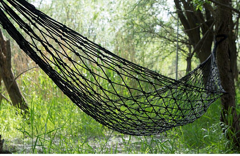 自由兵 户外多功能伞绳吊床 双人露营秋千休闲床网状手工编织