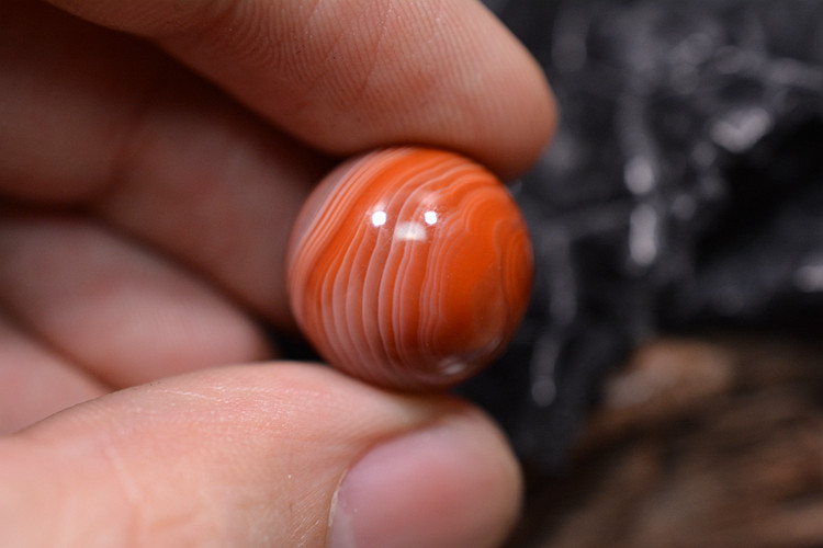 e06四川凉山南红玛瑙九口料缠丝白缟冰丝16mm圆珠diy配多宝散珠