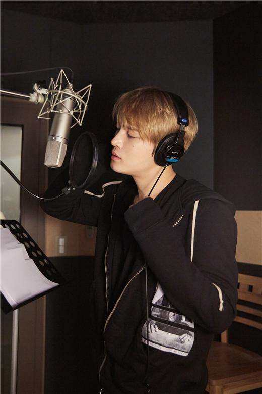 允在超话200523 beyond live直播部分摘翻 【昌珉:500万人