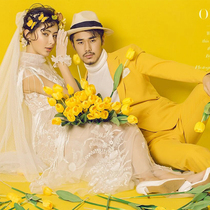 Simulation flower tulip yellow white single studio real scene theme hand in hand photo window home decoration