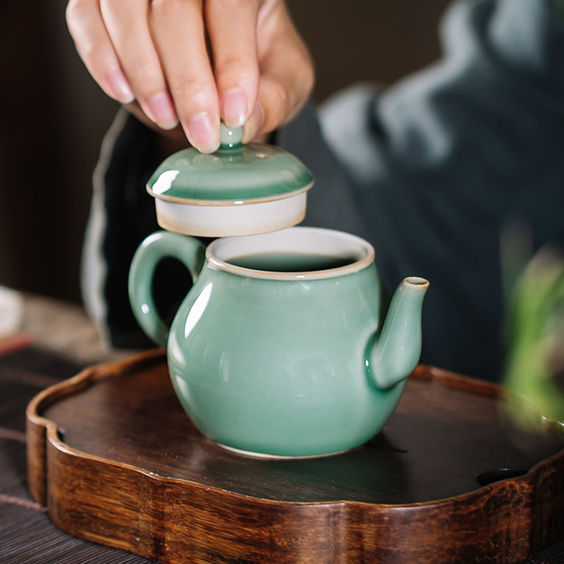 The Owl up jingdezhen teapot name plum green glaze ceramic tea set kung fu tea set small pear pot of antique old mud by hand