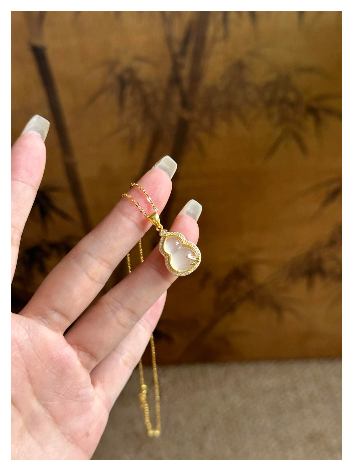 Серебряное ожерелье sukeew/酥可 金枝玉叶s925银不掉色白玉髓竹叶葫芦吊坠项炼女新品