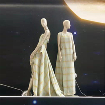 marisfrolg brand model props female upscale shop window models to show the Marvelfel fake people online store shoot