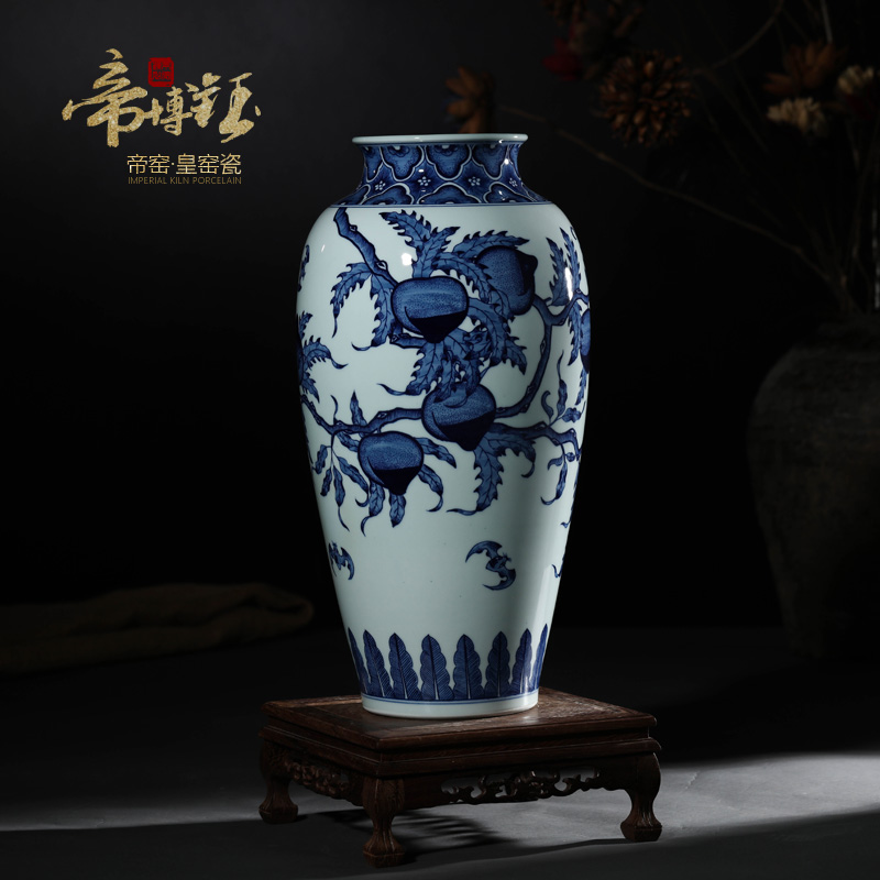 Jingdezhen ceramic vases, antique porcelain hand - made porcelain youligong nine peach mesa of idea gourd bottle vase