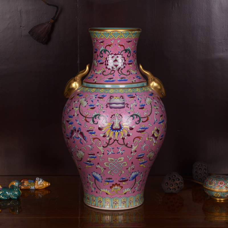 Jingdezhen ceramics high - grade hand - made archaize qianlong pastel fishtail sitting room place vase household adornment process